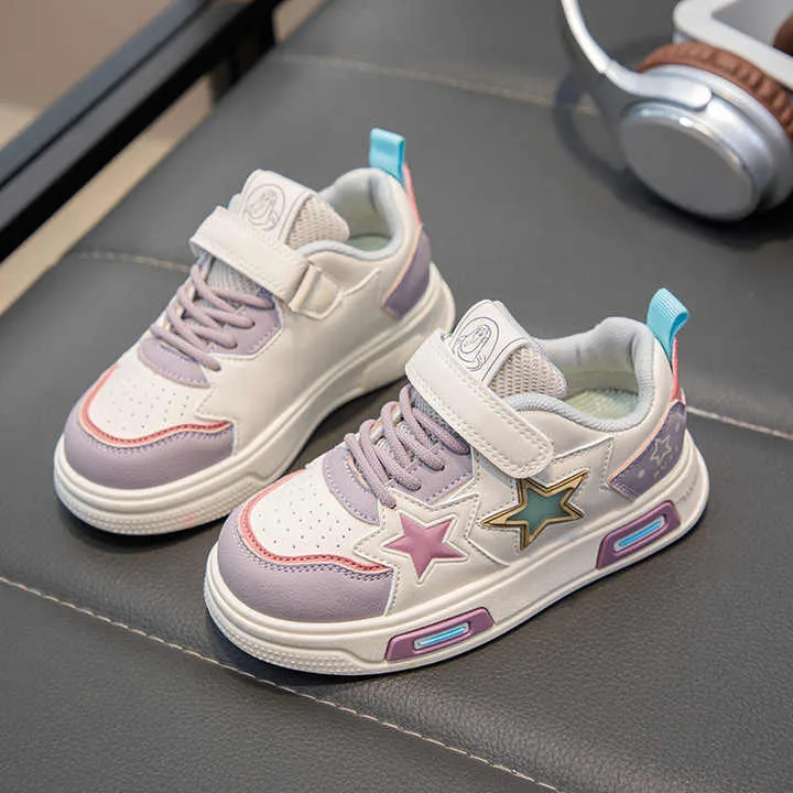 حذاء رياضي كاجوال للأطفال حذاء رياضي خفيف . Children's Casual Sneakers Lightweight Round