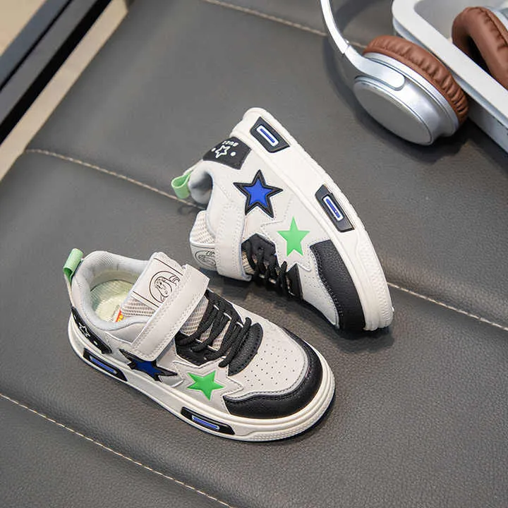حذاء رياضي كاجوال للأطفال حذاء رياضي خفيف . Children's Casual Sneakers Lightweight Round