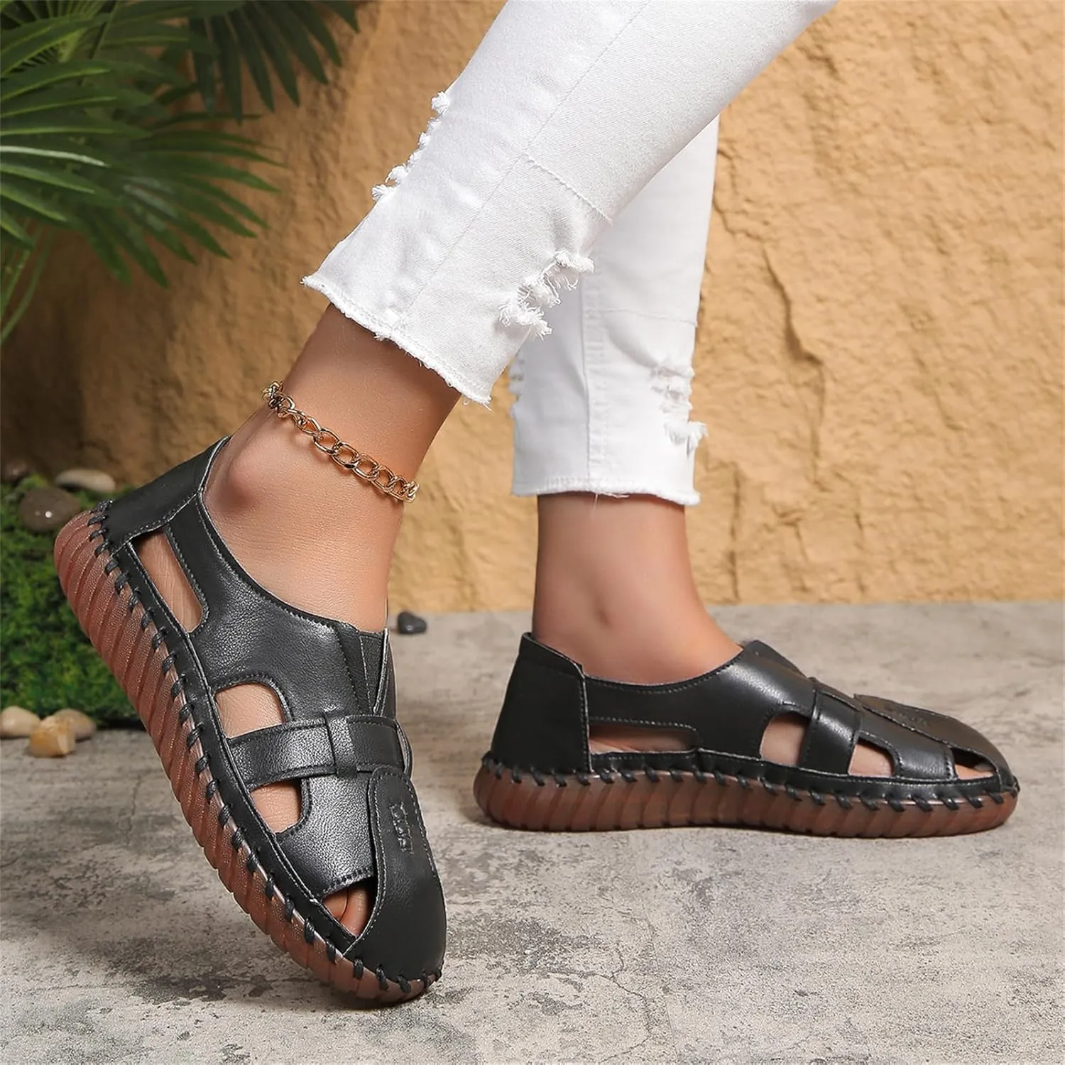 Fisherman Sandals for Women Hollow Out Slip On Loafers Closed Toe Cute Breathable Flats Beach Hiking Orthopedic Shoes Casual Fashion Driving Shoes