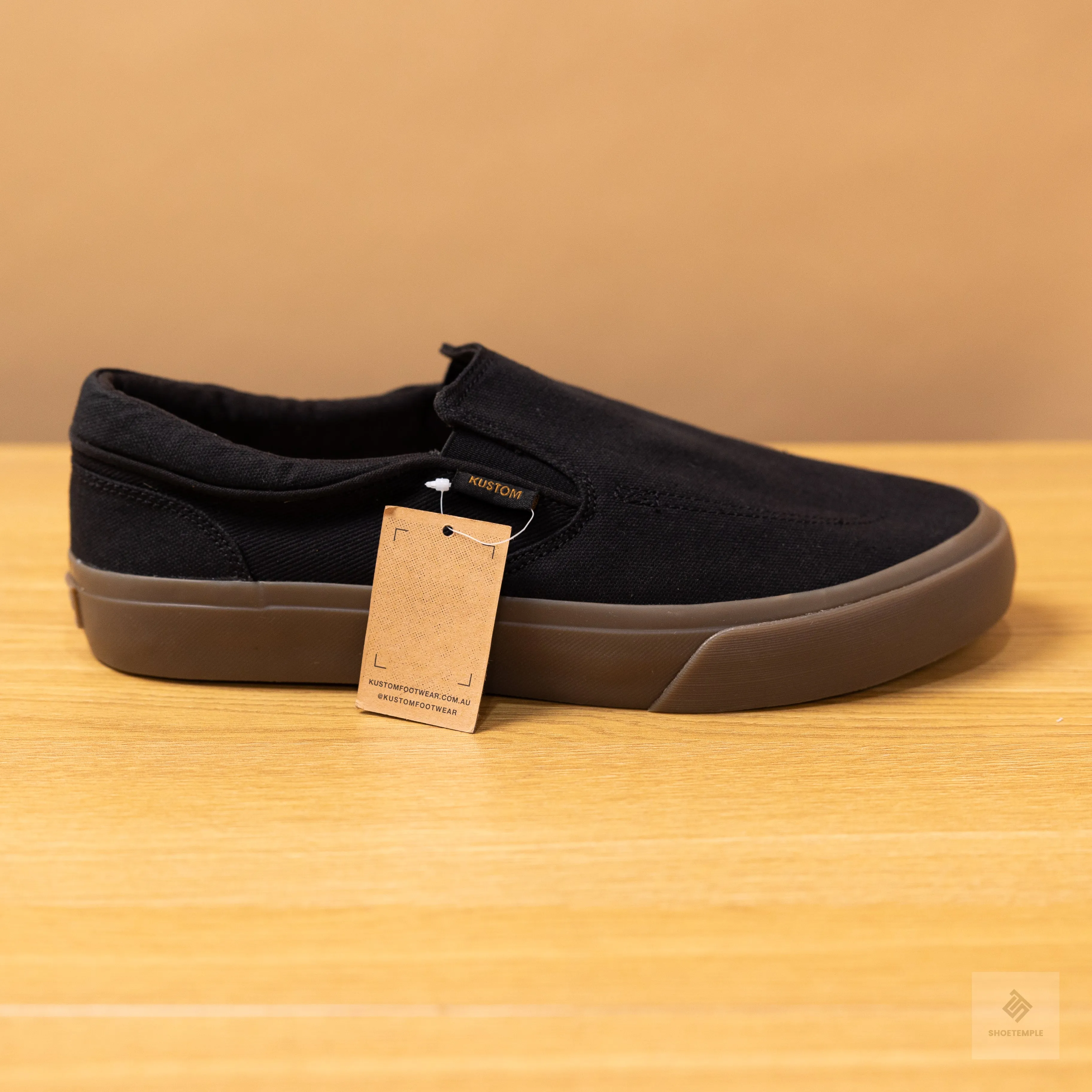 Kustom Wide Slip On