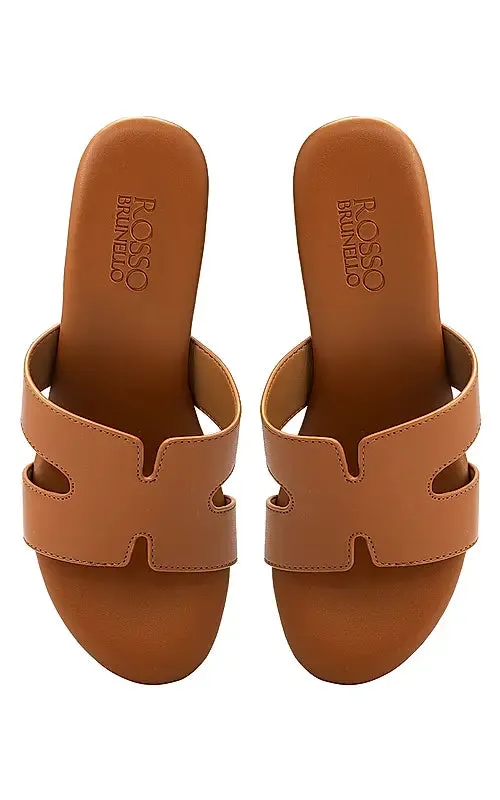 Tan Curve Wedges