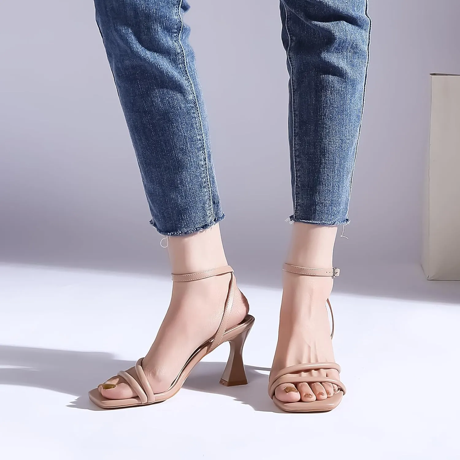 Women's Kitten Strappy Mid heels Square Open Toe Ankle Strap Heeled Sandals